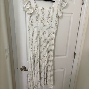 Floral Pleated Dress with Ruffle Sleeves